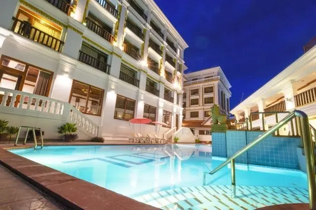 Angkor Year Theme Hotel - Havuz