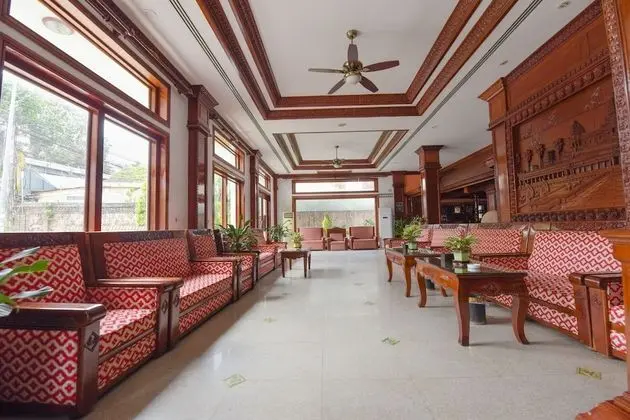 Angkor Year Theme Hotel - Yerinde Yemek