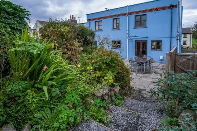 Angle Adventures - 4 Bed Cottage - Angle
