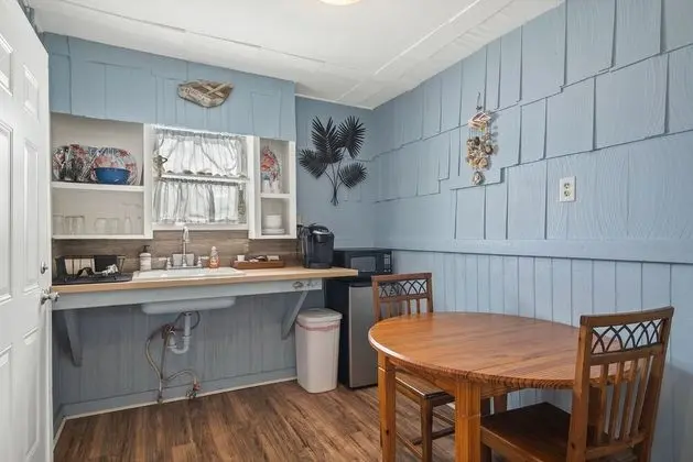 Anglers Court Beach Bungalow #16 - Mutfak