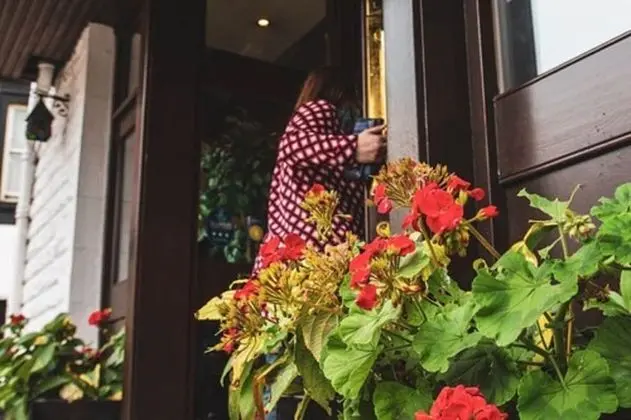 Angus Hotel - Dış Mekan