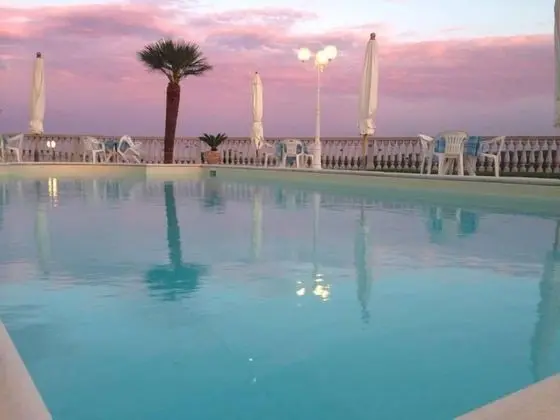 Hotel Villa Aniana - Havuz