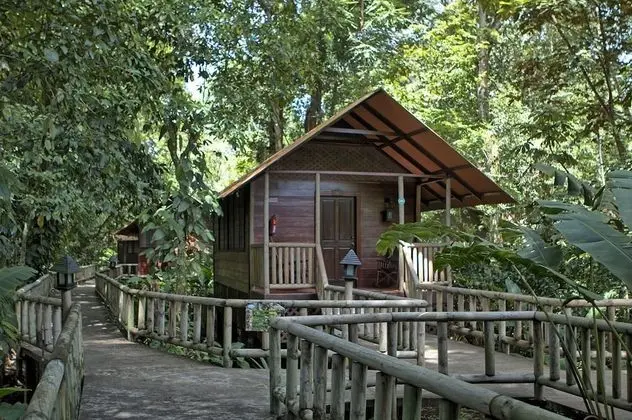 Aninga Lodge