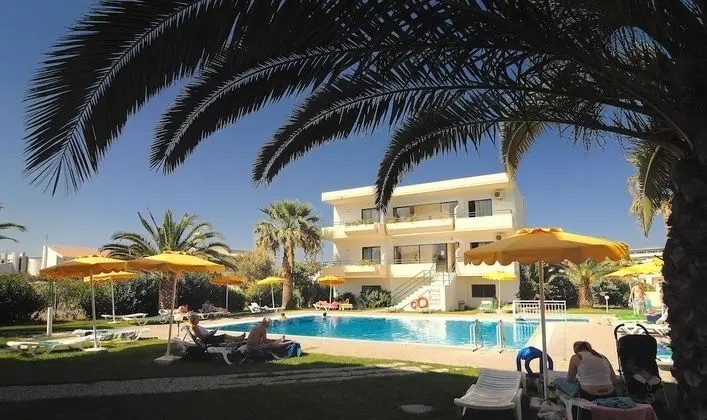 Anita Apart-Hotel - Havuz