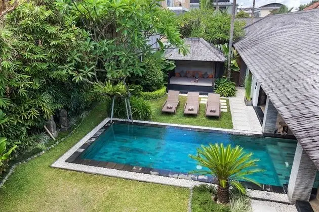 Anjali Villas - Havuz