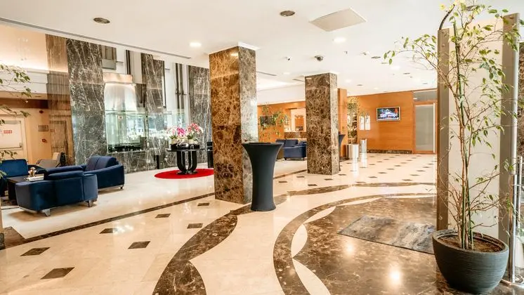 Ankara Plaza Hotel - Lobi