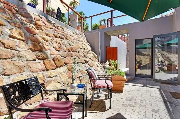 Ankerview Guest House - Dış Mekan