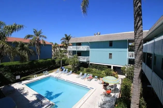Anna Maria Island Beach Palms 5B