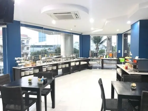 Anna-Nava Pakkret Hotel