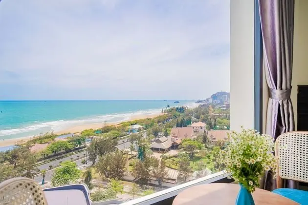 Annata Beach Hotel