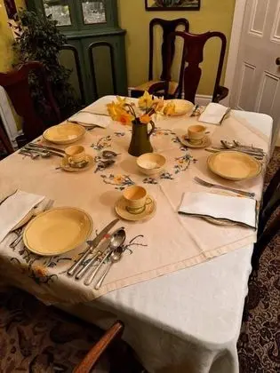 Anne's House - Yerinde Yemek