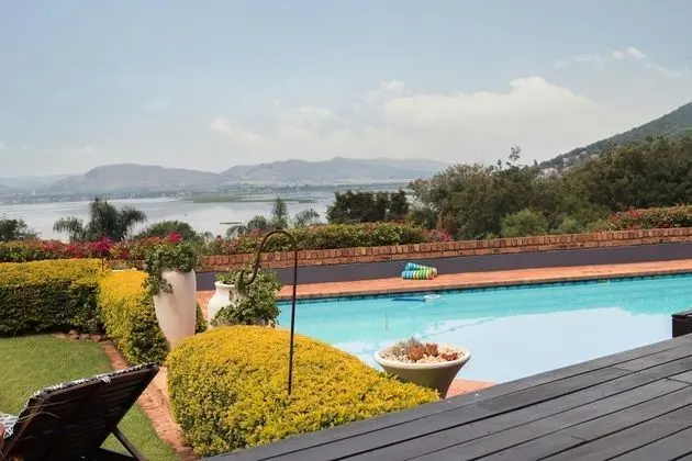 Annies House Romantic Getaway - Havuz