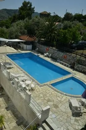 Anofli Accommodation - Havuz