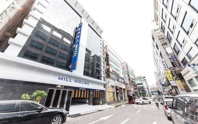 Ansan Gojandong Hill House