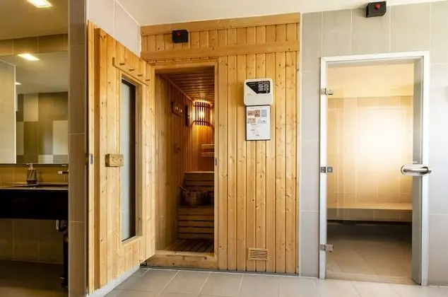Anta Residence @ Astra Condo - Havuz