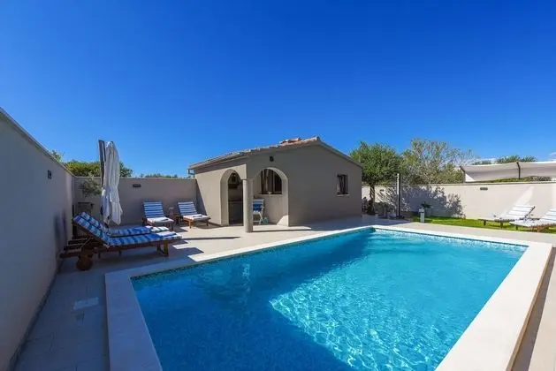 Villa Antea Zadar Area Private Pool Jacuzzi Near the Beach Barbecue