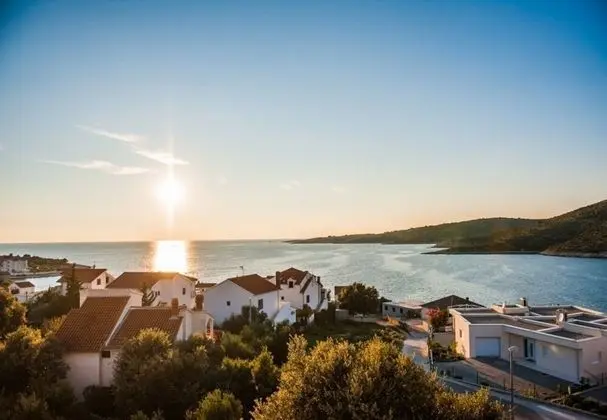 Antev - 80m From the sea With Parking - A2