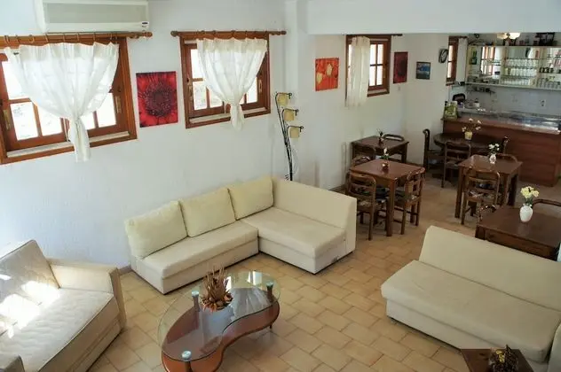 Anthemis Hotel - Lobi
