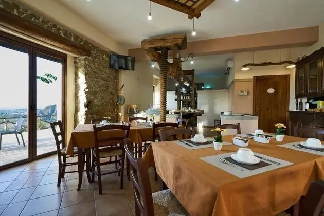 Antico Palmento di Feo Coniglio - Yerinde Yemek