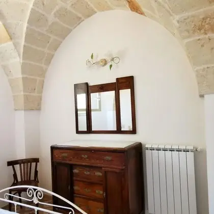 Antico Trullo Ristrutturato con Piscina e Giardino - Oda