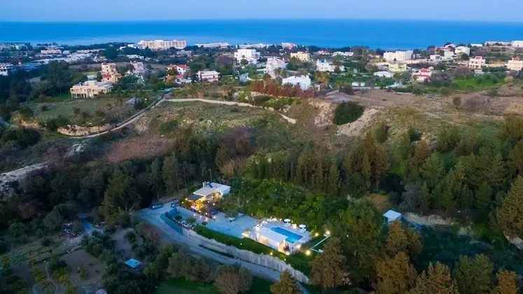 Antigone Estate - Dış Mekan