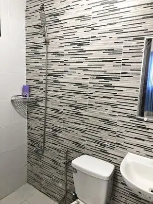 Antipolo Beach Haus Main - Banyo Tipleri