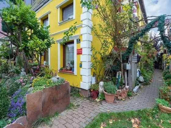 Antique Apartment in Wismar Mecklenburg With Garden - Dış Mekan