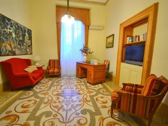 Antique Holiday Home in Lecce Apulia With Garden - Öne Çıkan Resim