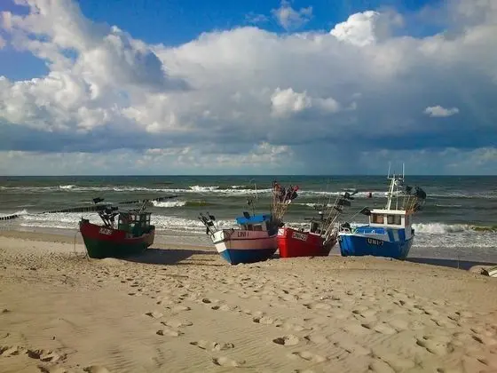 Antique Pomeranian Home by the Baltic Sea in Poland - Plaj