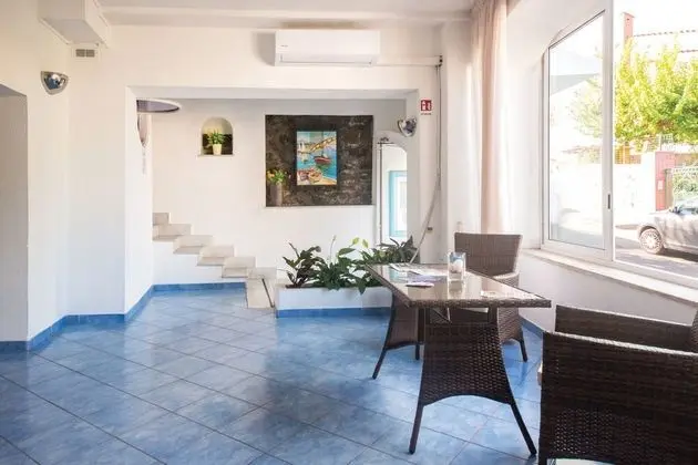 Hotel Antonella - Lobi
