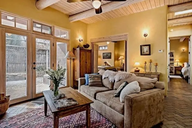 Antonia - Stylish Retreat, Blocks From Galleries and Restaurants of Canyon Rd. and The Plaza - Oda Düzeni