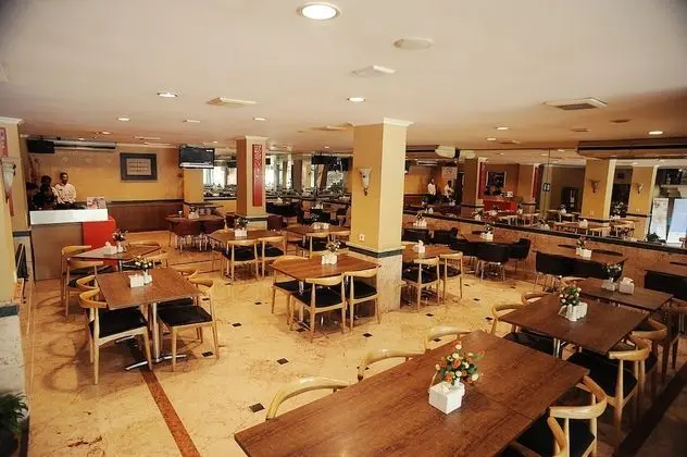 Hotel Anugerah Palembang - Yerinde Yemek