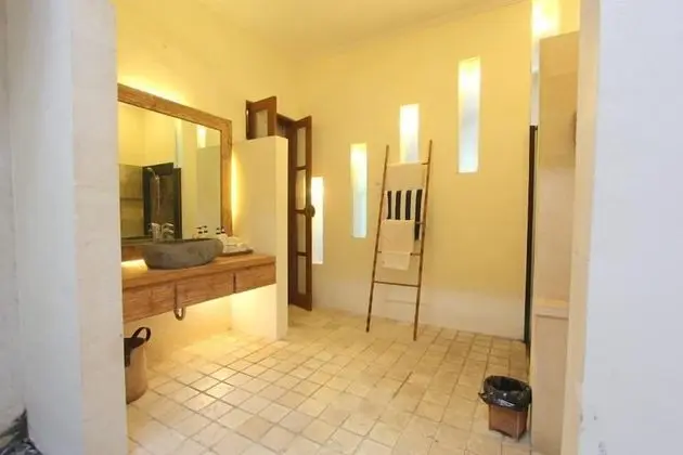 Villa Anya Seminyak - Banyo Tipleri