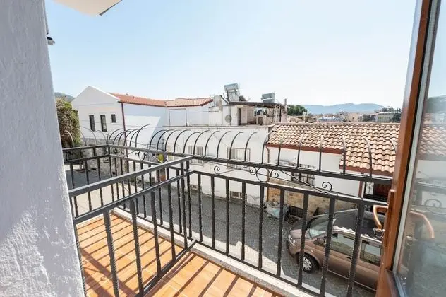 Anz Guesthouse Pansiyon