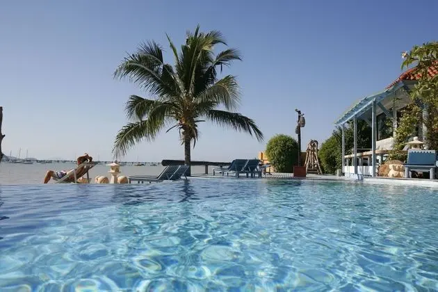 Aochalong Villa Resort & Spa - Havuz