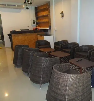 Aonang Chokdee Hostel - Lobi