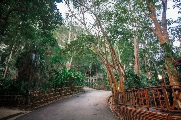 Aonang Cliff View Resort - Dış Mekan