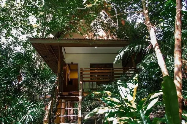 Aonang Cliff View Resort - Oda