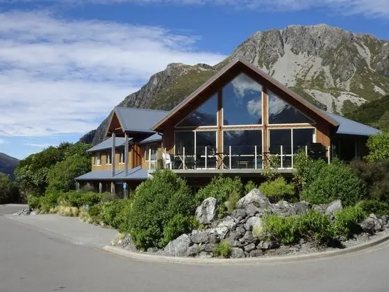 Aoraki Mt Cook Alpine Lodge