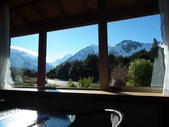 Aoraki Mt Cook Alpine Lodge