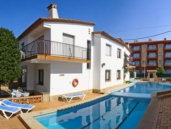 AP Costas - Villa Piscis