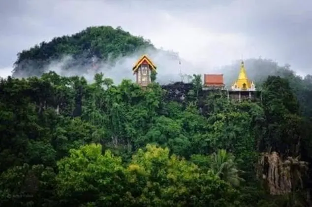 AP Grand Resort