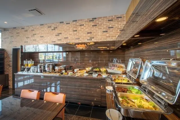 APA Hotel Hitachinaka Katsuta-Ekimae - Yerinde Yemek