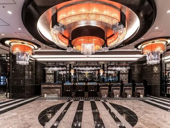 APA Hotel & Resort Midosuji Hommachi Eki Tower - Dış Mekan