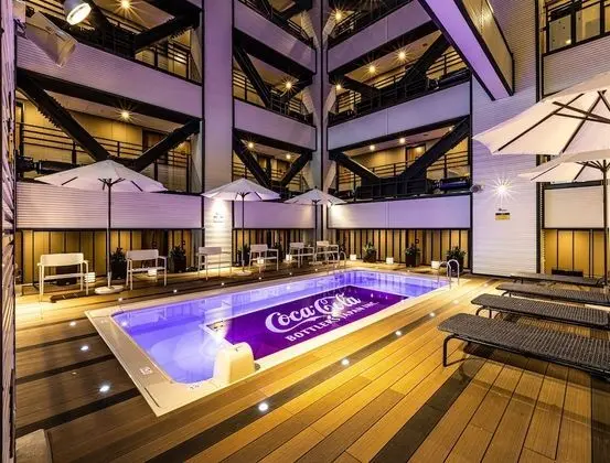 APA Hotel & Resort Midosuji Hommachi Eki Tower - Havuz