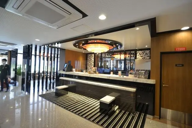 APA Hotel Nishimaizuru-Ekimae - Lobi