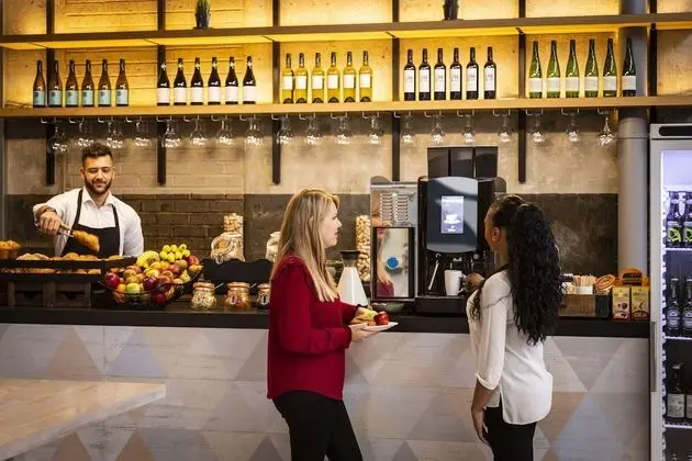 Aparthotel Adagio London Brentford - Yerinde Yemek