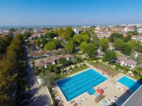 Aparthotel Albatros - Dış Mekan