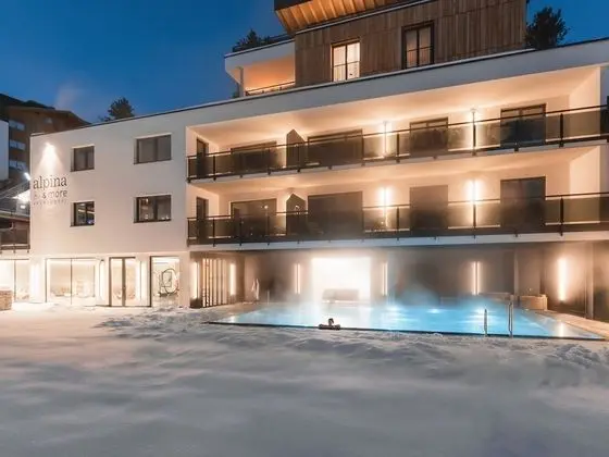 Aparthotel alpina&more - Havuz