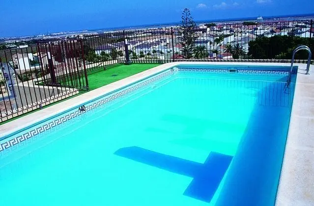 Aparthotel Bahía - Havuz